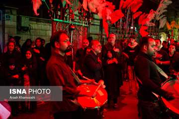 Sorgeceremonier under muharram för Imam Hussein (fvmh)