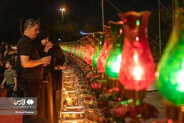 ”Muharram-stadens” första sorgeceremoni i Teheran, Frihetsrondellen