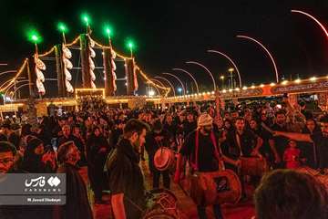 ”Muharram-stadens” första sorgeceremoni i Teheran, Frihetsrondellen