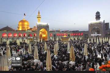 Imam Hussein (fvmh) martyrskap: Sörjande under muharram i hela Iran