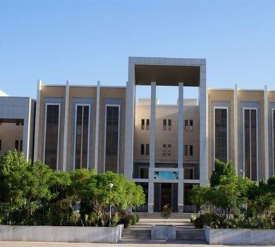Baqir al-Olum University, svarar på globala frågor med shiitisk juridik