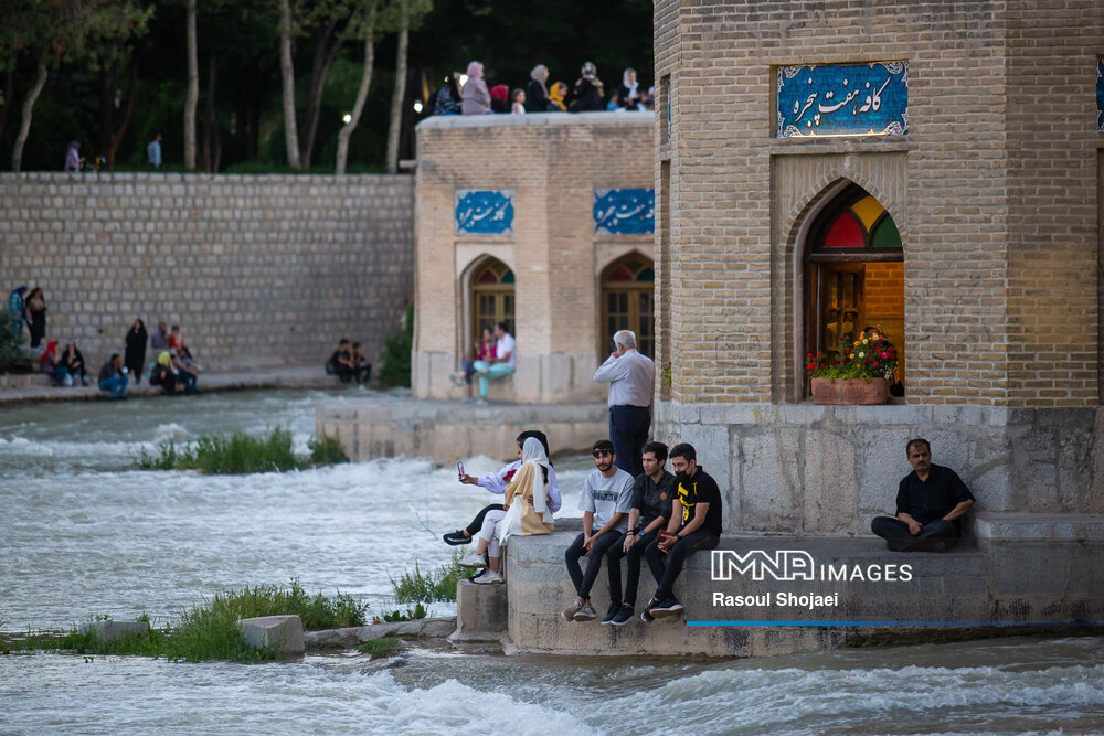 Zayanderud i Esfahan