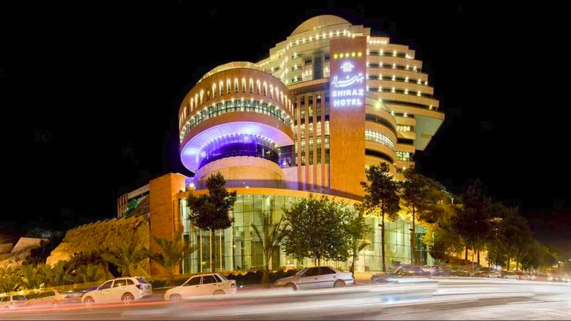 Shiraz Grand Hotel, med fin utsikt över Shiraz