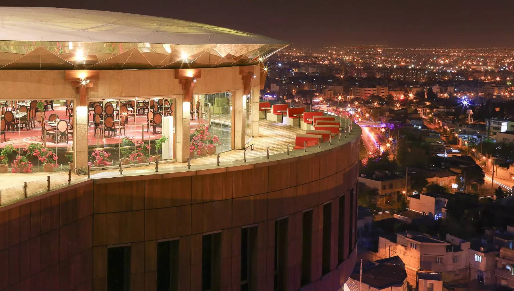 Shiraz Grand Hotel